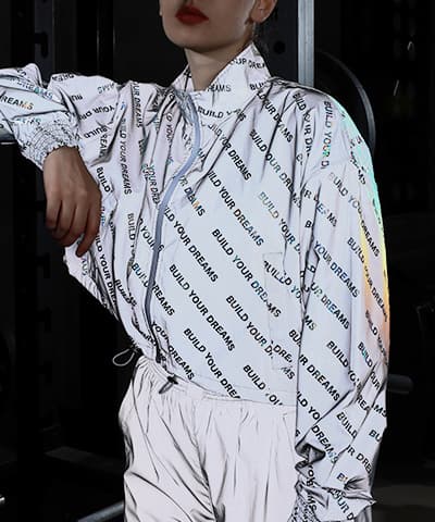 ファッションアウトドア衣料用の反射テキスタイルソリューション