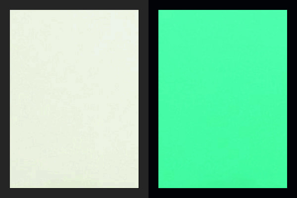 Pita Bersinar dalam Gelap Bersinar saat Pengisian Daya Ringan