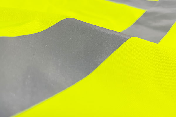 Thermotransfer-Reflexmaterial zum Aufbügeln