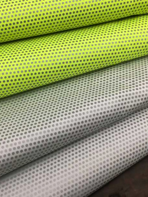 pontos imprimindo tecido reflexivo