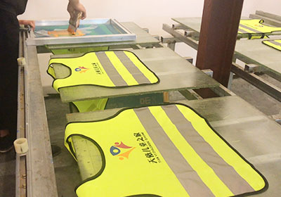 Própria fábrica de impressão para pedidos personalizados