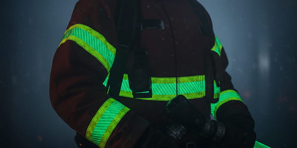 Solusi Pita Bercahaya dalam Gelap untuk Pakaian Keselamatan