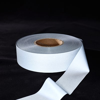 Fita refletiva para roupas