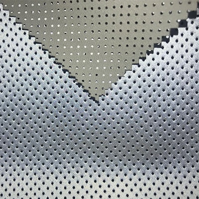 Tecido reflexivo perfurado