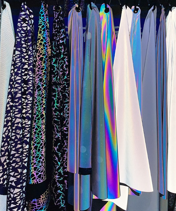 Tecido reflexivo da moda