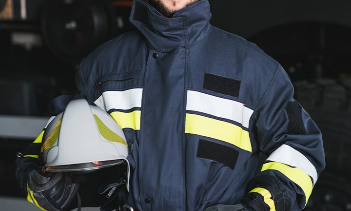 緊急用およびユニフォーム用の装備