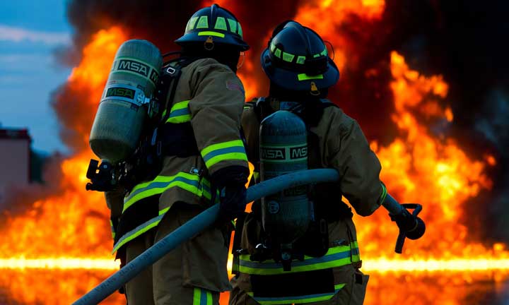 fr-reflective-webbing-tape-application